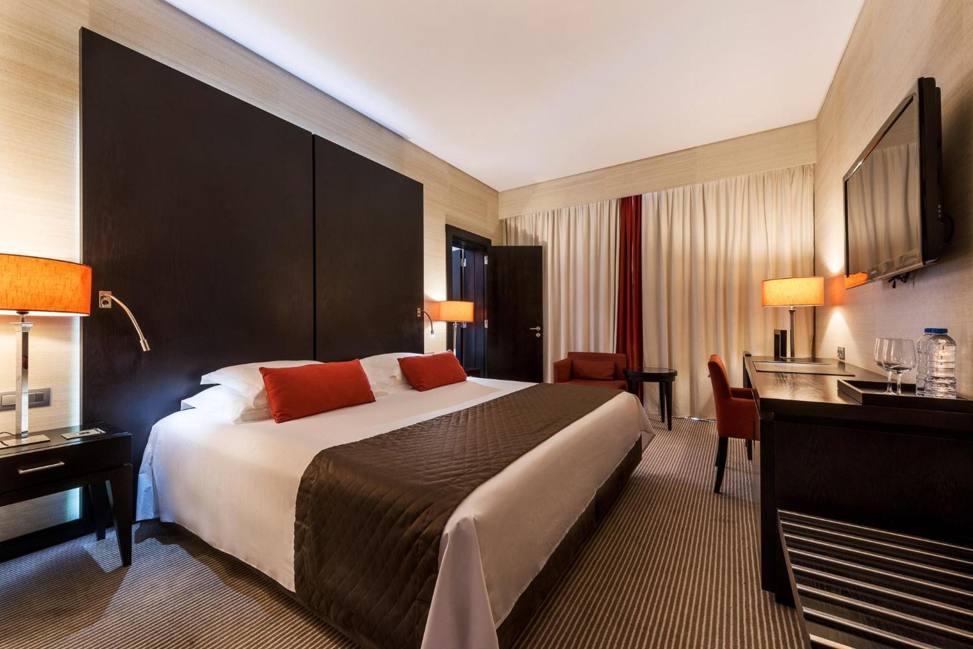 Hotel Baia Luanda Zewnętrze zdjęcie